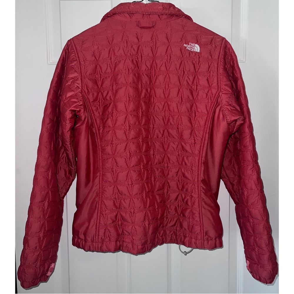 North Face ❤️ Lightweight Puffer Jacket - Picture 2 of 11